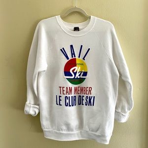 Vintage Ski Crewneck Sweater Vail International Le Club de Ski Club size Large